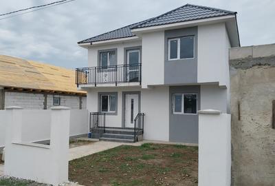 Casă individuală cu 3 camere cu Teren 180 Mp în Est - 1