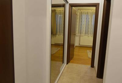 Apartament cu 2 camere decomandat în Sisești - 1