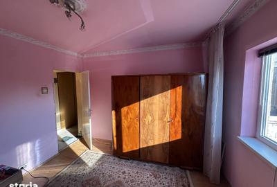 Apartament cu 2 camere decomandat, mobilat în Km 4 - 3