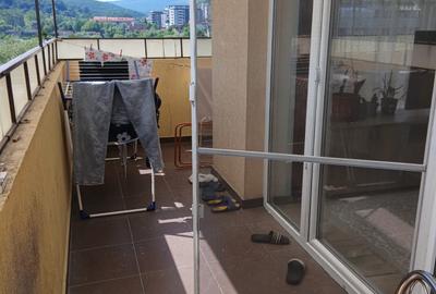 Apartament cu 3 camere decomandat, mobilat în Florești - 15