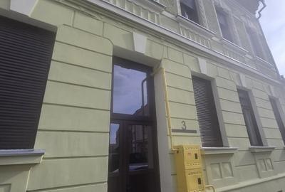 Apartament cu 2 camere decomandat în Ultracentral - 2