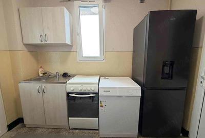 Apartament cu 2 camere decomandat în Titan - 1