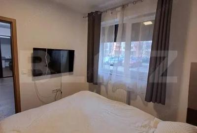 Apartament cu 2 camere semidecomandat în Tractorul - 12