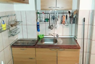 Garsonieră decomandată în Ostroveni - 2