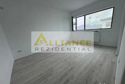Casă cu 4 camere cu Teren 146 Mp în Central