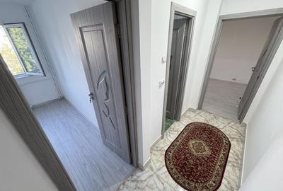 Apartament cu 3 camere semidecomandat în Tomis Nord - 9