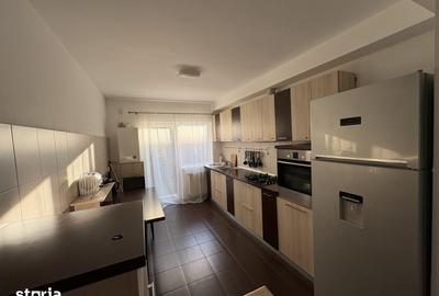 Casă cu 4 camere cu Teren 150 Mp în Florești
