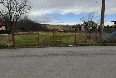 Teren de 750 mp, în Central - 1