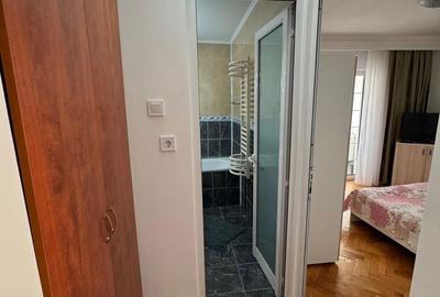 Apartament cu 3 camere decomandat în Exercițiu - 8