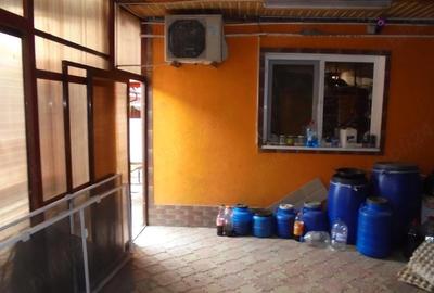 Casă cu Teren 360 Mp în Central - 4