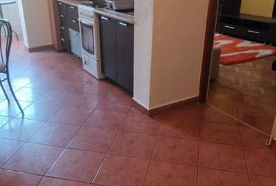 Apartament cu 2 camere decomandat în Decebal - 2