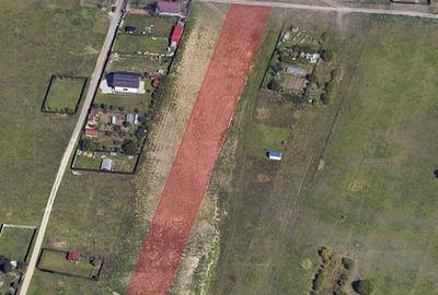 Teren de 5000 mp, în Tractorul