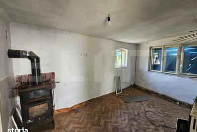 Casă cu 5 camere cu Teren 1249 Mp în Săsciori