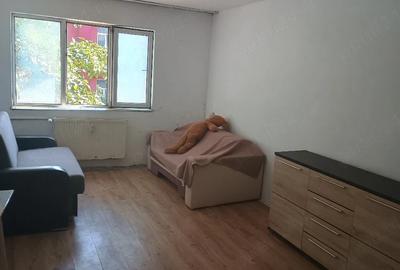 Garsonieră semidecomandată în Milcov