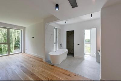Duplex cu 6 camere cu Canalizare în Iancu Nicolae - 7