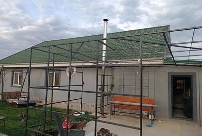 Casă cu Teren 780 Mp în Central - 3