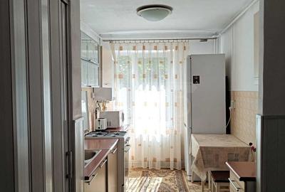 Apartament cu 3 camere în Tudor