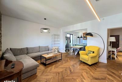 Apartament cu 4 camere în Sud