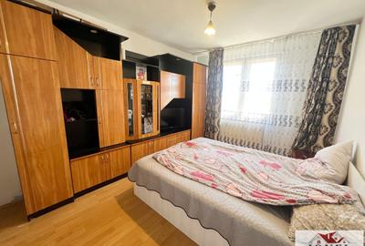 Apartament cu 2 camere decomandat în Ampoi 1