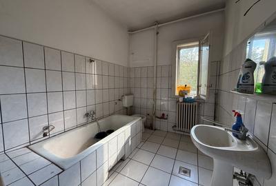 Apartament cu 3 camere decomandat în Complex Studențesc - 6