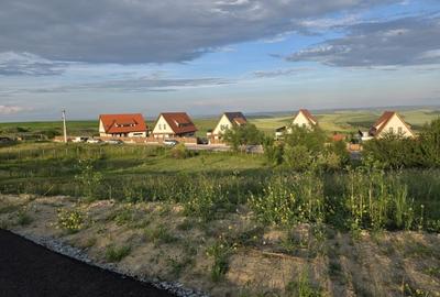 Teren Construcții intravilan de 1000 mp, în Aiton - 3