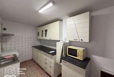 Casă cu 4 camere decomandat cu Canalizare în Șega - 9