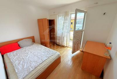 Apartament cu 4 camere decomandat în Central - 4