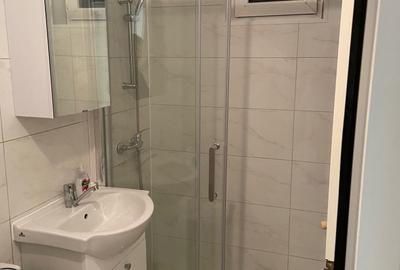Apartament cu 2 camere semidecomandat în Florilor