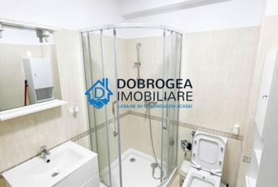 Apartament cu 3 camere decomandat în C5 - 1