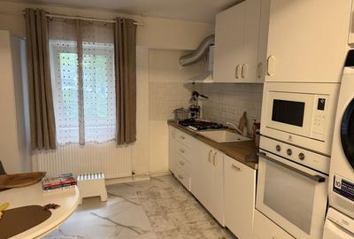 Apartament cu 2 camere decomandat în Central - 2