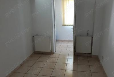 Apartament cu 3 camere decomandat în Central - 3