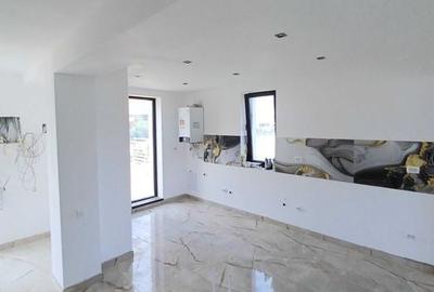 Casă cu 4 camere cu Teren 130 Mp în Sânpetru - 7