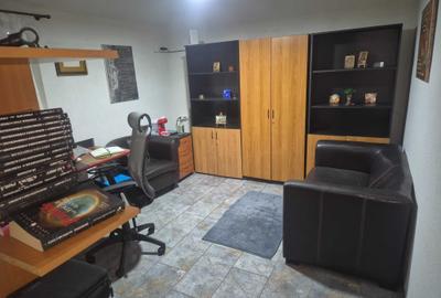 Casă cu 3 camere în Frumușeni