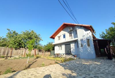 Casă cu 4 camere cu Canalizare în Petrăchioaia - 1