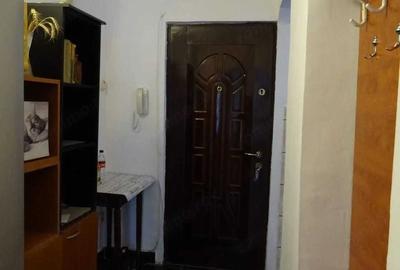 Garsonieră decomandată în Aradului