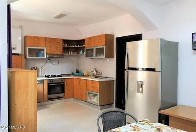 Casă individuală cu 12 camere cu Teren 502 Mp în Central - 46