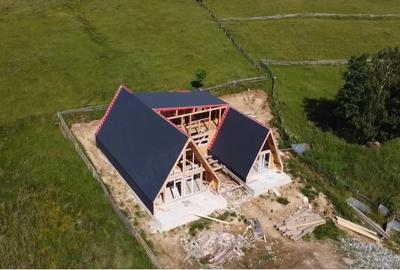 Casă cu Teren 1000 Mp în Mărișel - 2