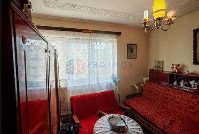 Apartament cu 2 camere semidecomandat, mobilat în 1 Decembrie - 1