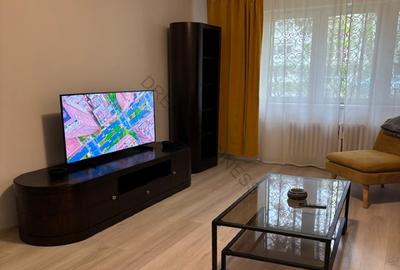 Apartament cu 2 camere semidecomandat în Pajura