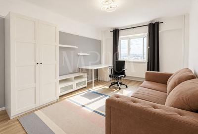 Apartament cu 2 camere decomandat în Între Lacuri