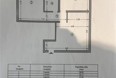 Apartament cu 3 camere decomandat, mobilat în Palat - 11