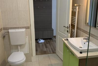Apartament cu 3 camere semidecomandat în Berceni - 4