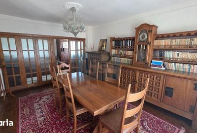 Casă cu 6 camere cu Teren 750 Mp în Schela - 13