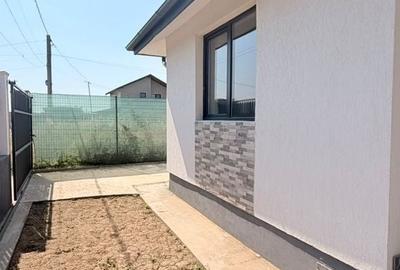 Casă cu 4 camere în Berceni