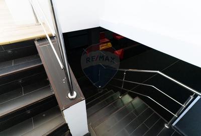 Spațiu comercial, de 200 mp, în Central - 19