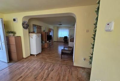 Casă cu 3 camere cu Teren 497 Mp în Bahne - 3