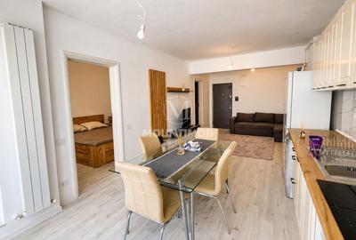 Apartament cu 2 camere semidecomandat, mobilat în Tractorul