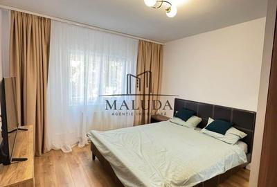 Apartament cu 3 camere decomandat, mobilat în Negru Vodă