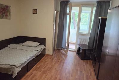 Garsonieră decomandată în Drumul Taberei