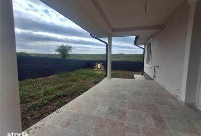 Casă cu 3 camere cu Teren 500 Mp în Bucium